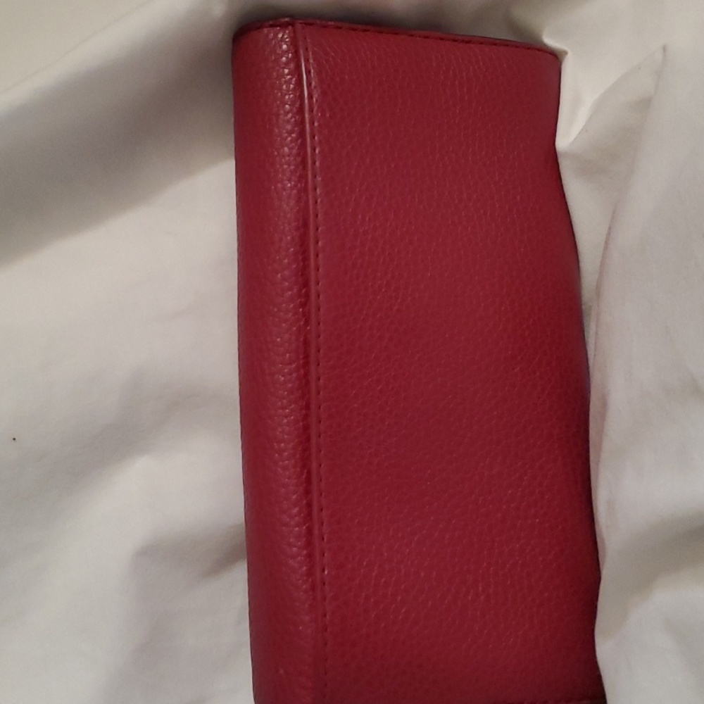 Michael Kors Wallet - Picture 13 of 14
